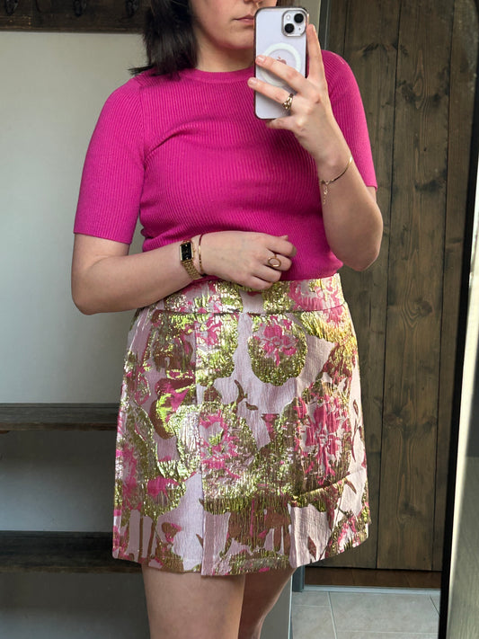 Top fuchsia