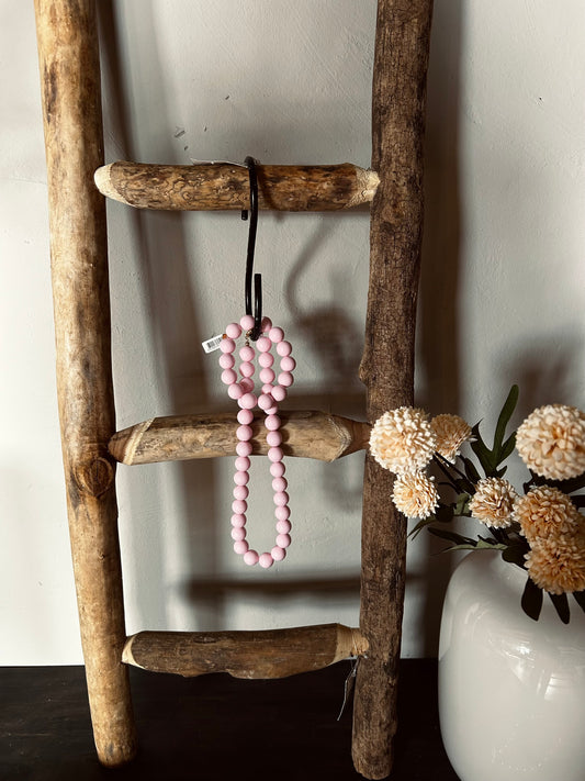 Kralenketting en armbandje lichtroze